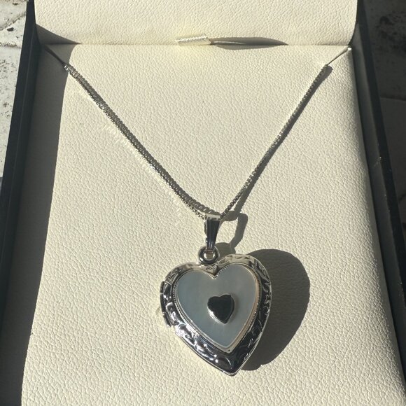 Double Heart Locket Mother-of-Pearl Sterling Silver New in Box - Picture 1 of 16